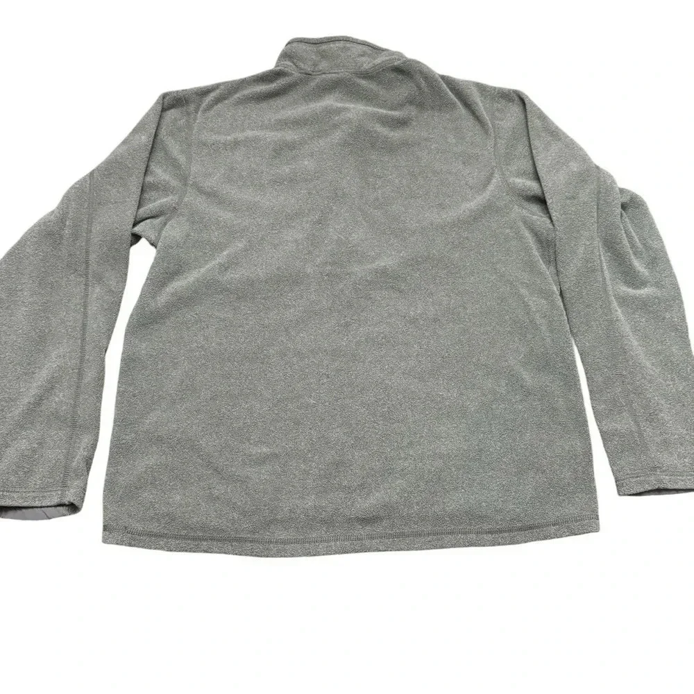 EUC The North Face quarter zip pullover fleece. Gray with red logo. Mens Small.